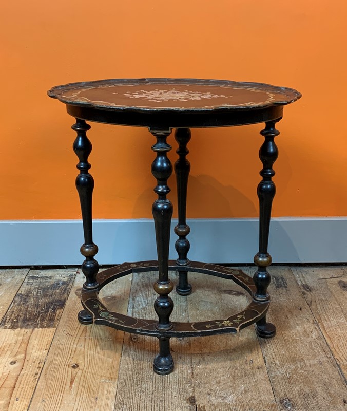 Italian Floral Painted Ebonised Occasional Table-hand-of-glory-cf4572c2-db27-4934-a483-c8bdbba8e760-1-201-a-main-637712030524227908.jpeg
