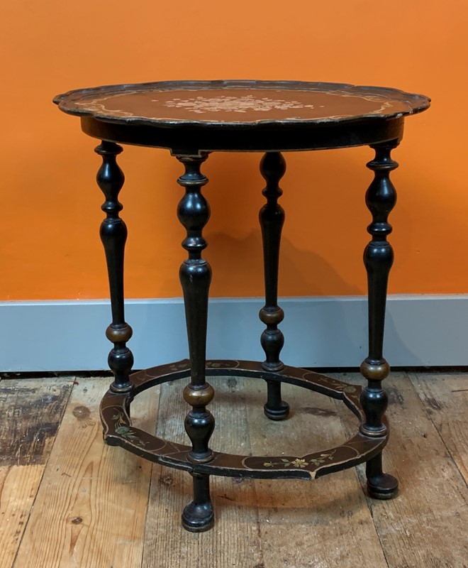 Italian Floral Painted Ebonised Occasional Table-hand-of-glory-dc70e502-624f-4dd1-851a-ae62fcc4d5ca-1-201-a-main-637712030471415923.jpeg