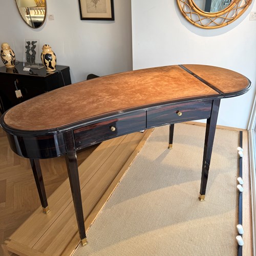 A Curved Desk Or Dressing Table