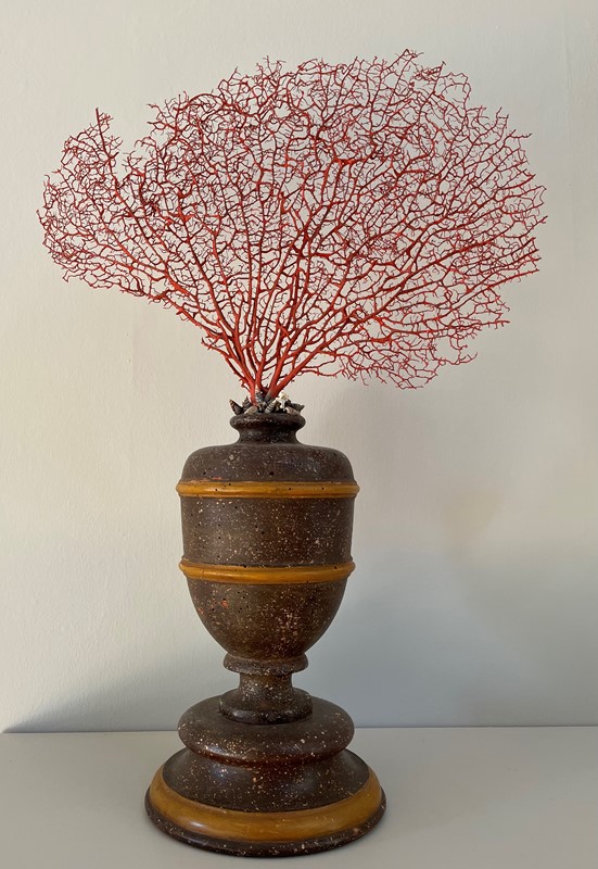 Italian Faux Red Coral Vase-hugos-antiques-img-4679-main-637469173589399676.jpg