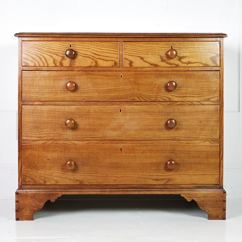 Large 19Th Century Chest Of Drawers In Ash