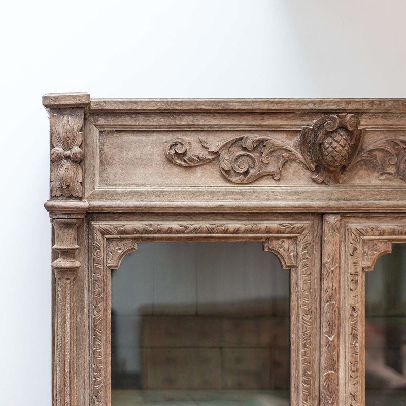 19Th Century Carved Oak Hunting Bookcase Cabinet-hutt-corner-19th-century-carved-oak-hunting-bookcase-cabinet-hutt-decor-main-638162132220087498.jpg