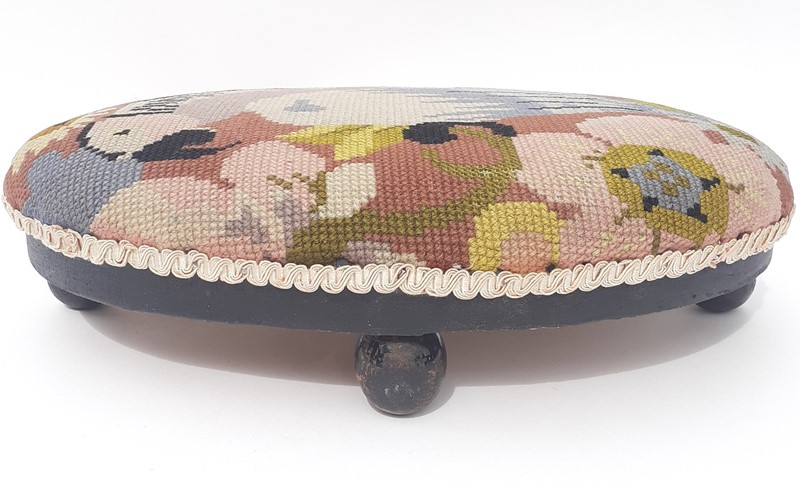 1920S Parrot Footstool-inglis-hall-antiques-20220518-143408-main-637884815375939742-1.jpg