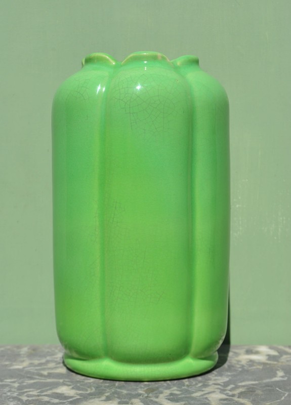  Wilhelm Kage (1889-1960) green vase-inglis-hall-antiques-DSC_0778-main-636656159425205676.JPG