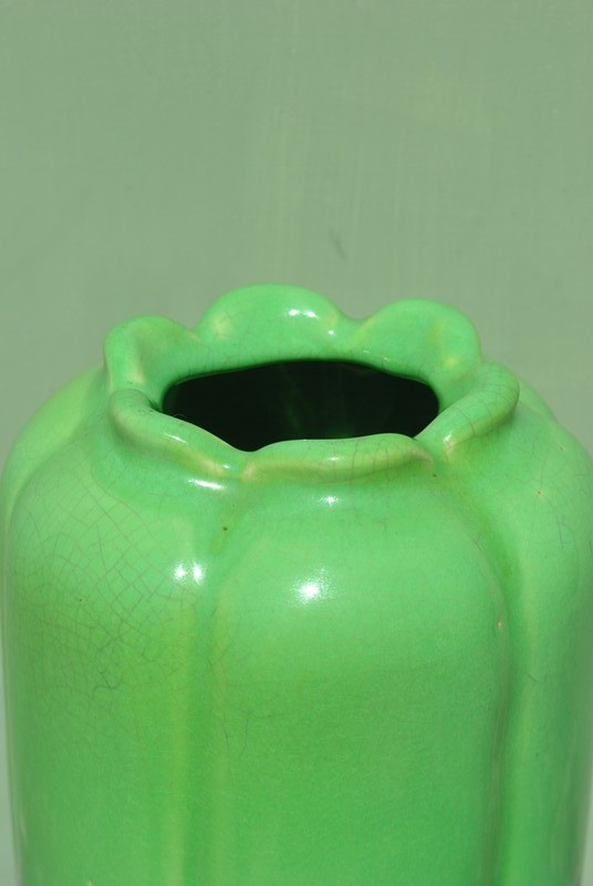  Wilhelm Kage (1889-1960) green vase-inglis-hall-antiques-DSC_0781-main-636656158517083108.JPG