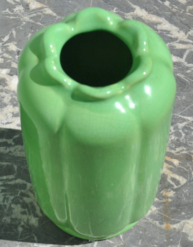  Wilhelm Kage (1889-1960) green vase-inglis-hall-antiques-DSC_0788-main-636656159590730164.JPG