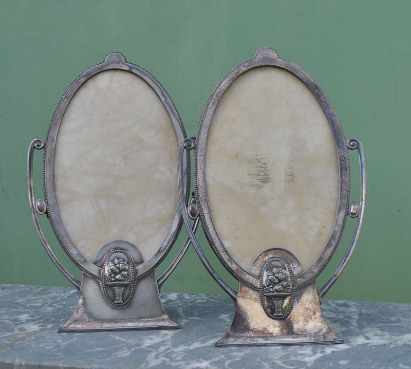 A pair of Art Deco photo frames by WMF-inglis-hall-antiques-dsc-0226-main-636868084094595023.JPG