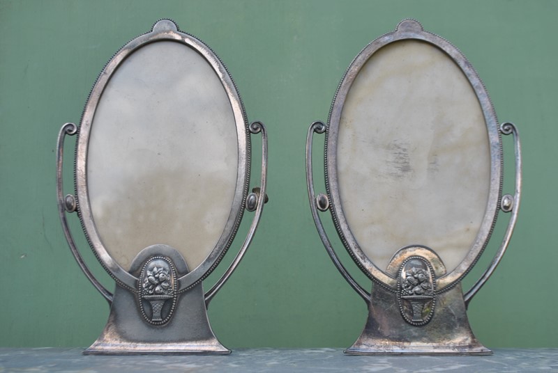 A pair of Art Deco photo frames by WMF-inglis-hall-antiques-dsc-0228-main-636868084108189093.JPG