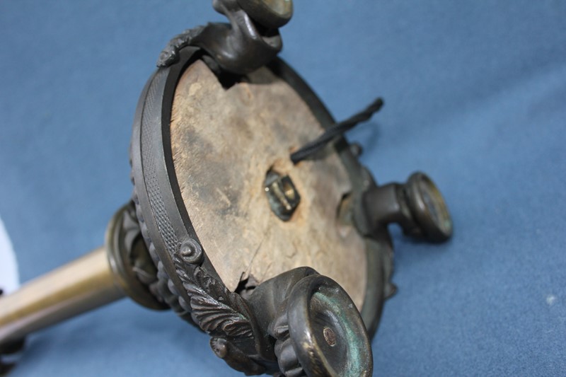  19ct Lion Paw Table lamp-inglis-hall-antiques-img-5224-main-637489912276009642.JPG