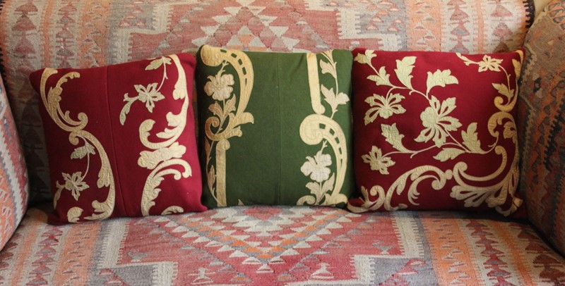 3 French applique Cushions-inglis-hall-antiques-img-5591-main-637495803318417528.JPG