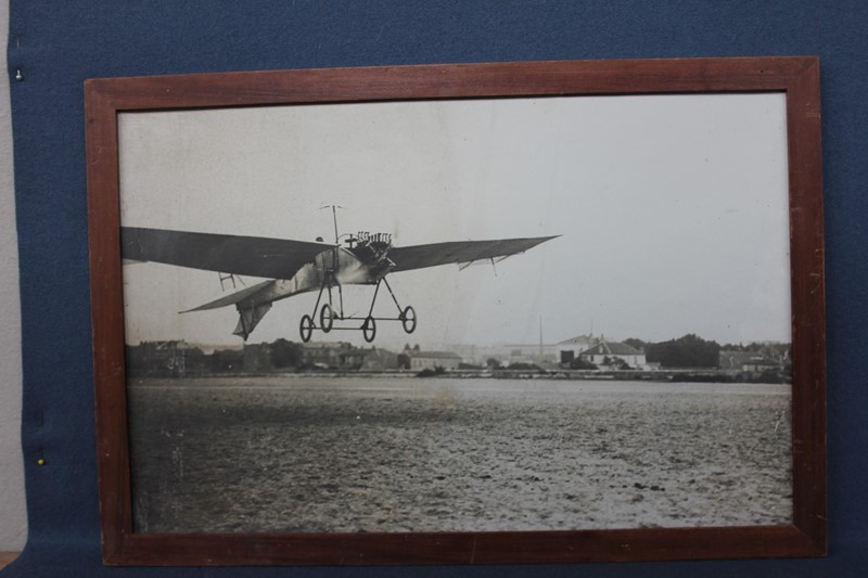 Early airplane photo-inglis-hall-antiques-img-5874-main-637506435334472058.JPG