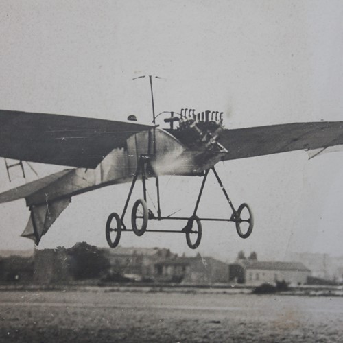 Early airplane photo