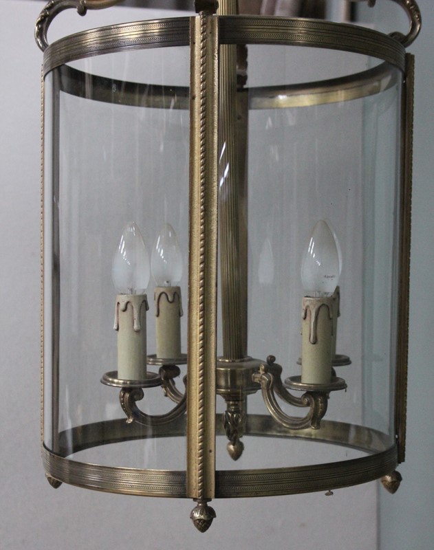 Large hall lantern with curved glass-inglis-hall-antiques-img-5952-main-637507126497187219.JPG