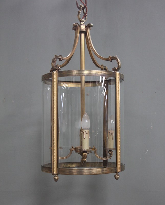 Large hall lantern with curved glass-inglis-hall-antiques-img-5961-main-637507125712186718.JPG