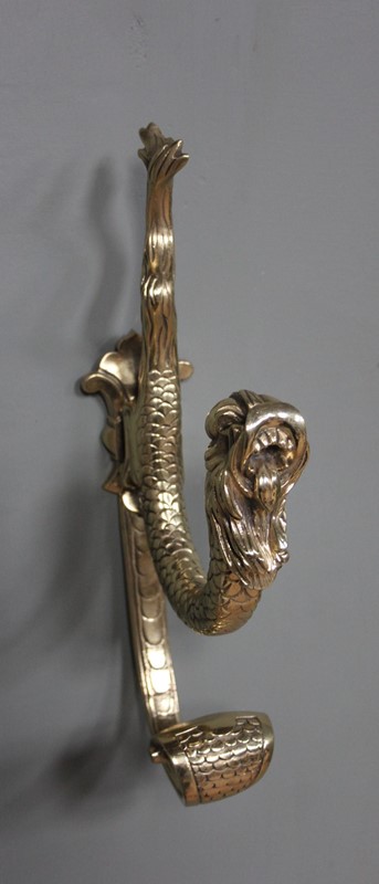 2 pairs of gilt brass griffin curtain tie backs-inglis-hall-antiques-img-6768-main-637522819571049660.JPG
