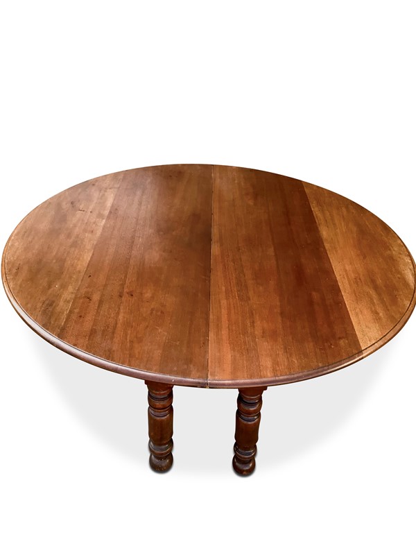 19th Century Large Round Table-jake-wright-antiques-table2-main-637724061014734558.jpg
