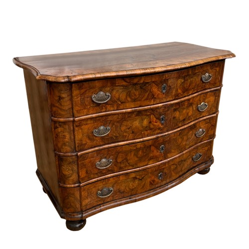 French 18Th C Chest Of Drawers, Serpentine Front