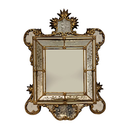 Italian Early 20Th Century Giltwood Cushion Mirror With Etched Glass