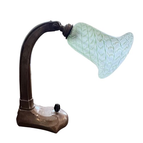 English 1930S Little Bakelite Desk Lamp With Decorative Glass Shade