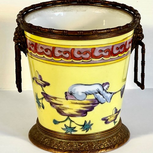 Rare 18Th C Porcelain Beaker By Sinceny Of Rouen. 