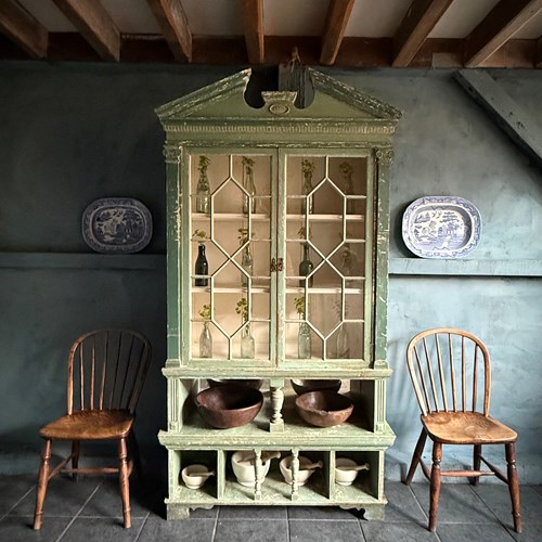 19 Th C English Pine Cupboard In Original Paint 