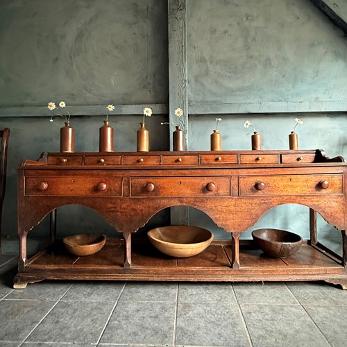 Large Montgomery Oak Low Dresser 