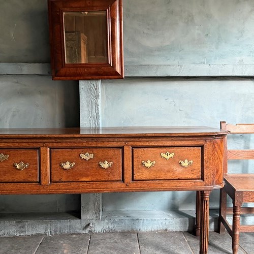 Unusual 18 Th C Leggy Dresser 