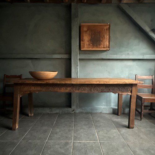 17 Th C Welsh Pine And Oak Farmhouse Table