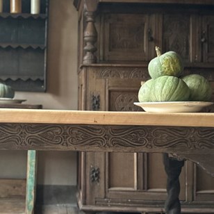 17Th C And Later Prep Table