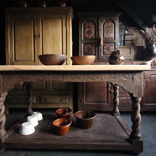 17Th C And Later Prep Table