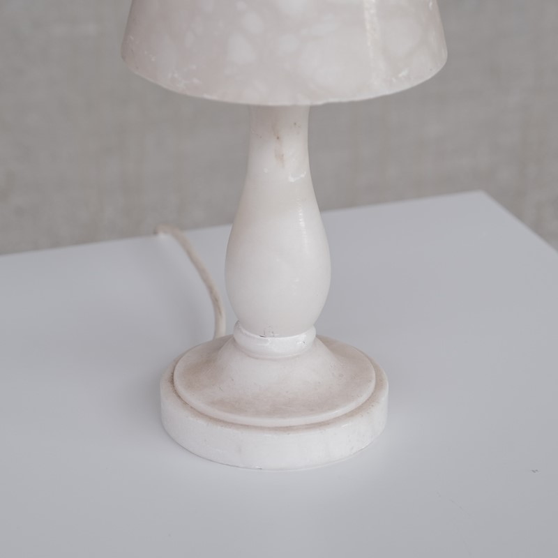 Alabaster French Mid-Century Table Lamp (3/7)-joseph-berry-interiors-dscf2507-main-637952112103341271.JPG