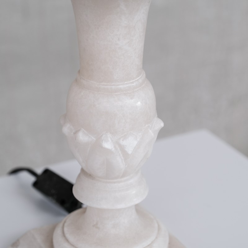 Alabaster French Mid-Century Table Lamp (7/7)-joseph-berry-interiors-dscf2544-main-637957385435480306.JPG