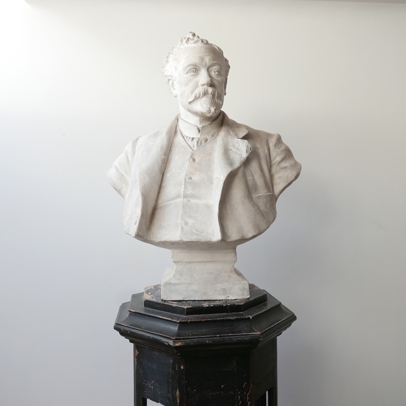 20th Century Plaster Bust of a Gentlemen-joseph-berry-interiors-img-2113-1-main-637317916878762144.JPG