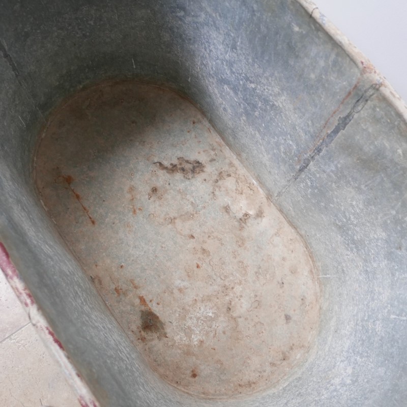 Antique French Paneled Bath Tub or Planter-joseph-berry-interiors-img-7963-main-637432229631088199.JPG