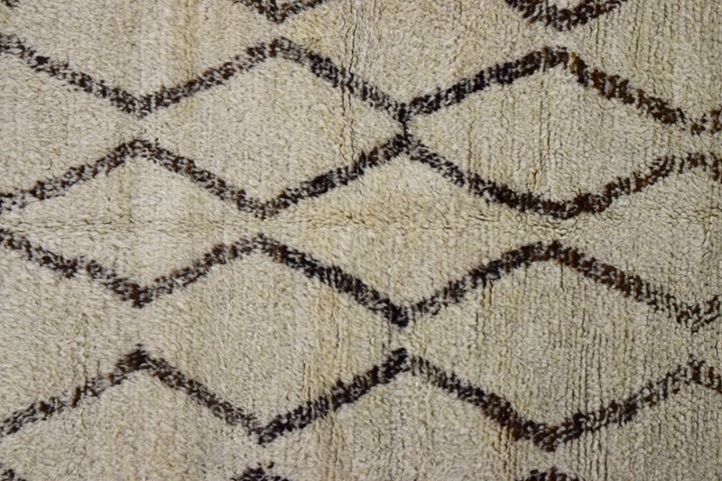 vintage Beni Ourain carpet, Berber tribes, Morocco-joshua-lumley-ltd-1766-4-main-637985905748985616.jpg