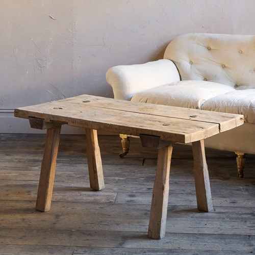 Sycamore Pig Bench - Coffee Table