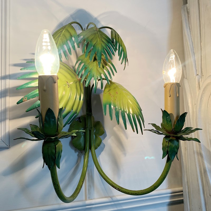 1970'S Toleware Fan Palm Wall Light-lct-home-img-4352-main-637514124375479267.jpg