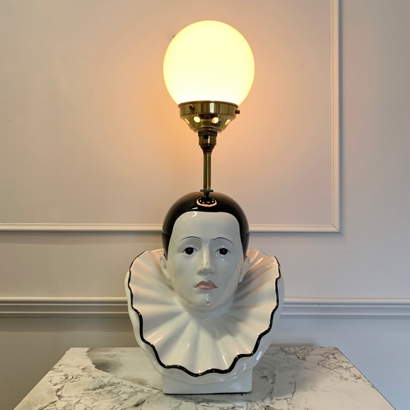 1980'S Ceramic Pierrot & Globe Table Lamp-lct-home-img-7961-main-637366338010100851.jpg