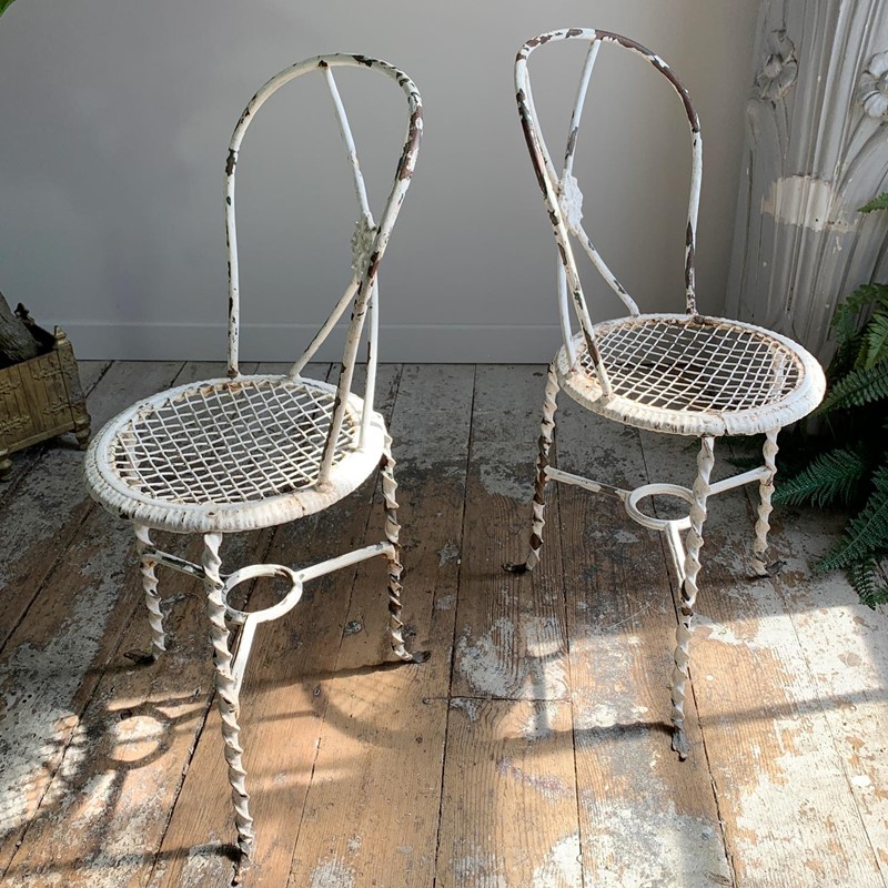 Rare Tri-Legged Regency Wrought Iron Chairs-lct-home-lct-home-regency-garden-chairs-13-main-637915973367816962.jpg