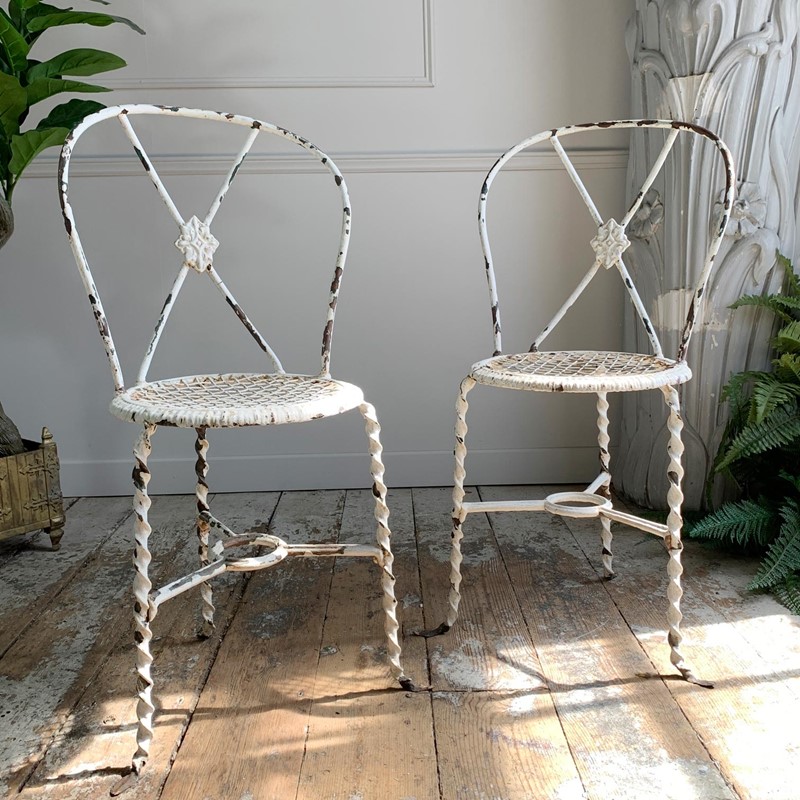 Rare Tri-Legged Regency Wrought Iron Chairs-lct-home-lct-home-regency-garden-chairs-5-main-637915973322192076.jpg