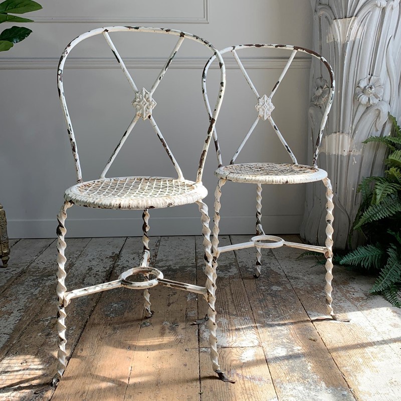 Rare Tri-Legged Regency Wrought Iron Chairs-lct-home-lct-home-regency-garden-chairs12-main-637915973383910185.jpg
