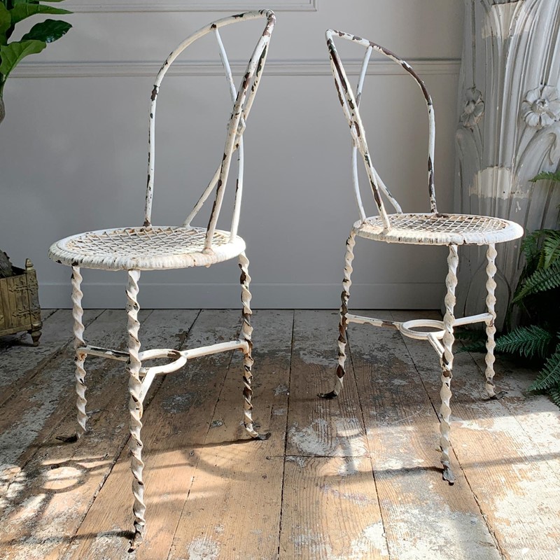 Rare Tri-Legged Regency Wrought Iron Chairs-lct-home-lct-home-regency-garden-chairs14-main-637915973392035658.jpg