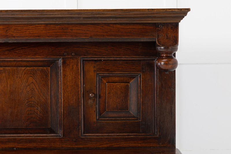 18Th Century English Oak Cupboard/Dudarn-lee-wright-antiques-1x3a9502-copy-main-637793955593346705.JPG