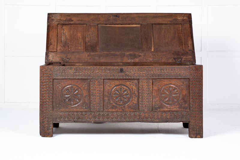 18th Century Oak Coffer-lee-wright-antiques-220818op055-main-637981415165621993.jpg