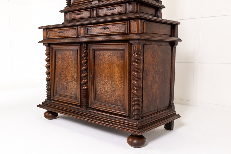 17Th Century French Oak Buffet Deux Corps-lee-wright-antiques-221024op-022-main-638036910210657148.jpg