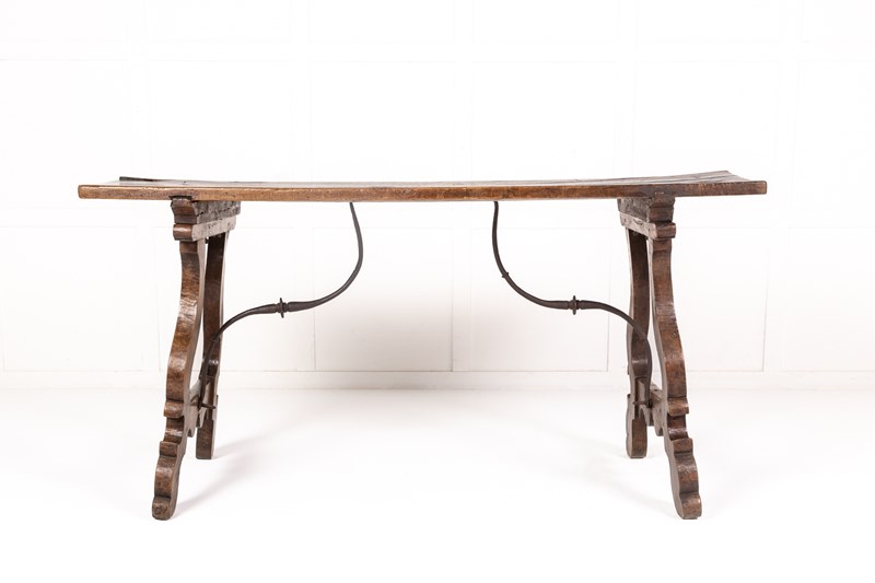 18Th Century Spanish Walnut Table-lee-wright-antiques-221116-op-035-main-638067031045477539.jpg