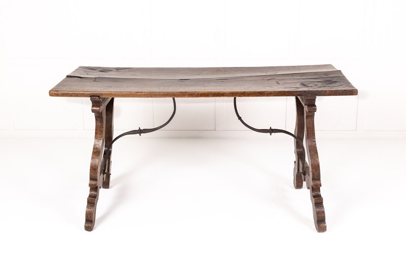 18Th Century Spanish Walnut Table-lee-wright-antiques-221116-op-036-main-638067031051102799.jpg