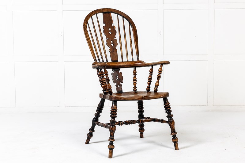 19Th Century Windsor Chair-lee-wright-antiques-230710-110745-op-main-638259658815324338.jpg