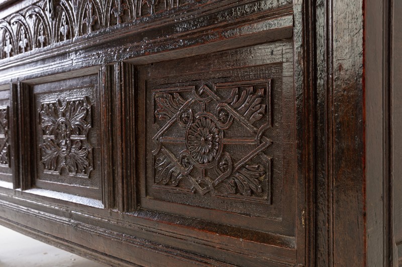 17th Century English Oak Coffer-lee-wright-antiques-2e9a0455-main-637643629514057973.jpg