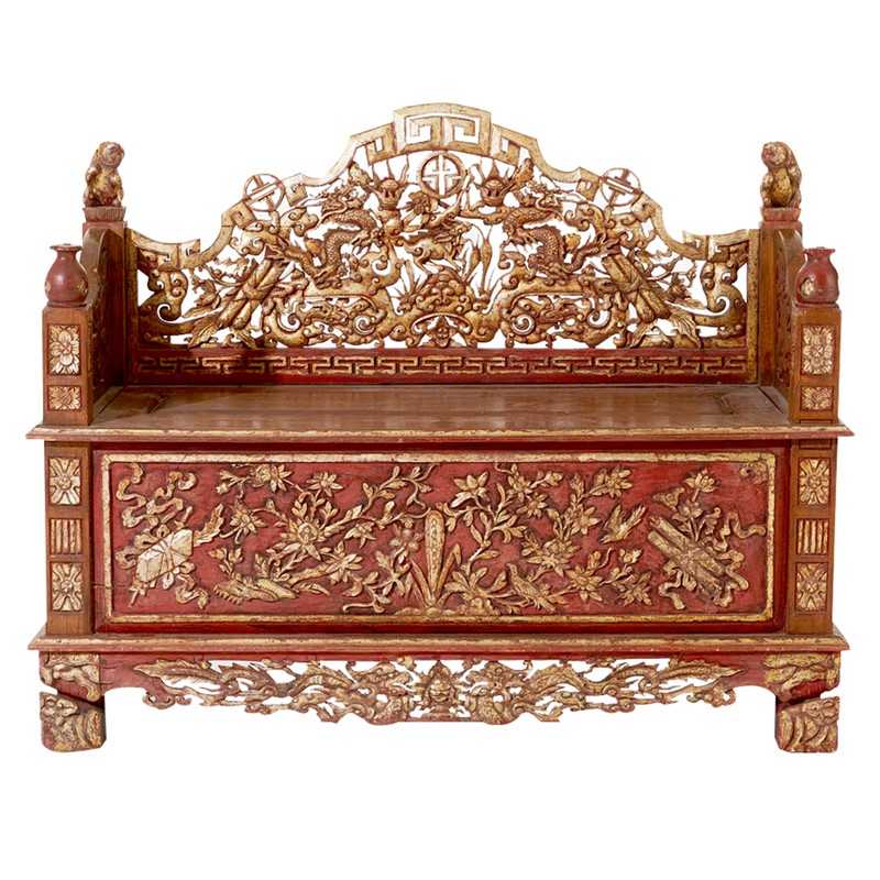 1940s Chinese Red Lacquer Carved Gilt Wood Bench-les-trois-garcons-89878-main-637701759185906004.jpg